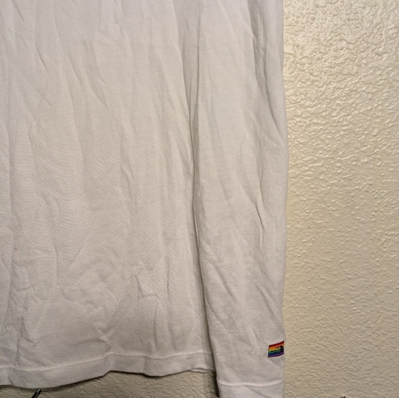 The North Face White Outdoor Graphic T-Shirt Woman's Size Large Pre-owned - Picture 3 of 7